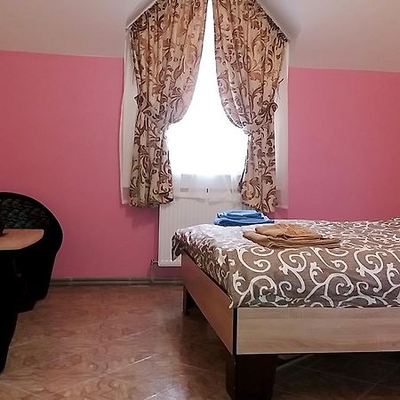 Hotel Dnipro Extérieur photo