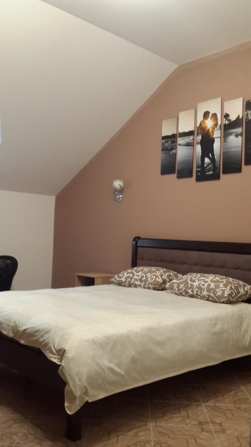 Hotel Dnipro Extérieur photo
