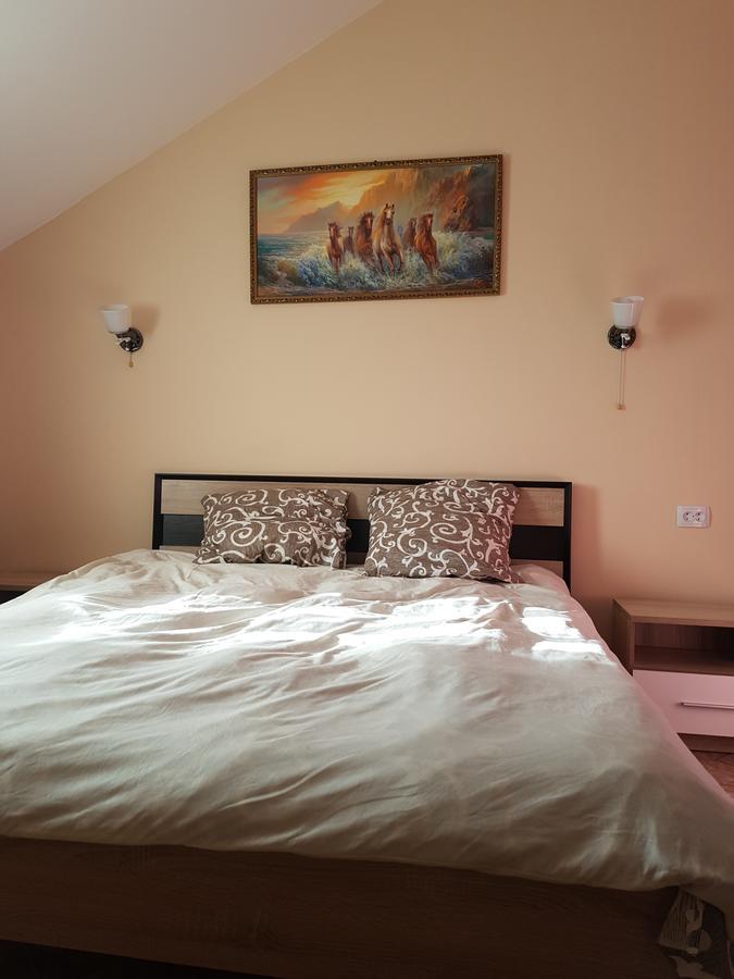 Hotel Dnipro Extérieur photo